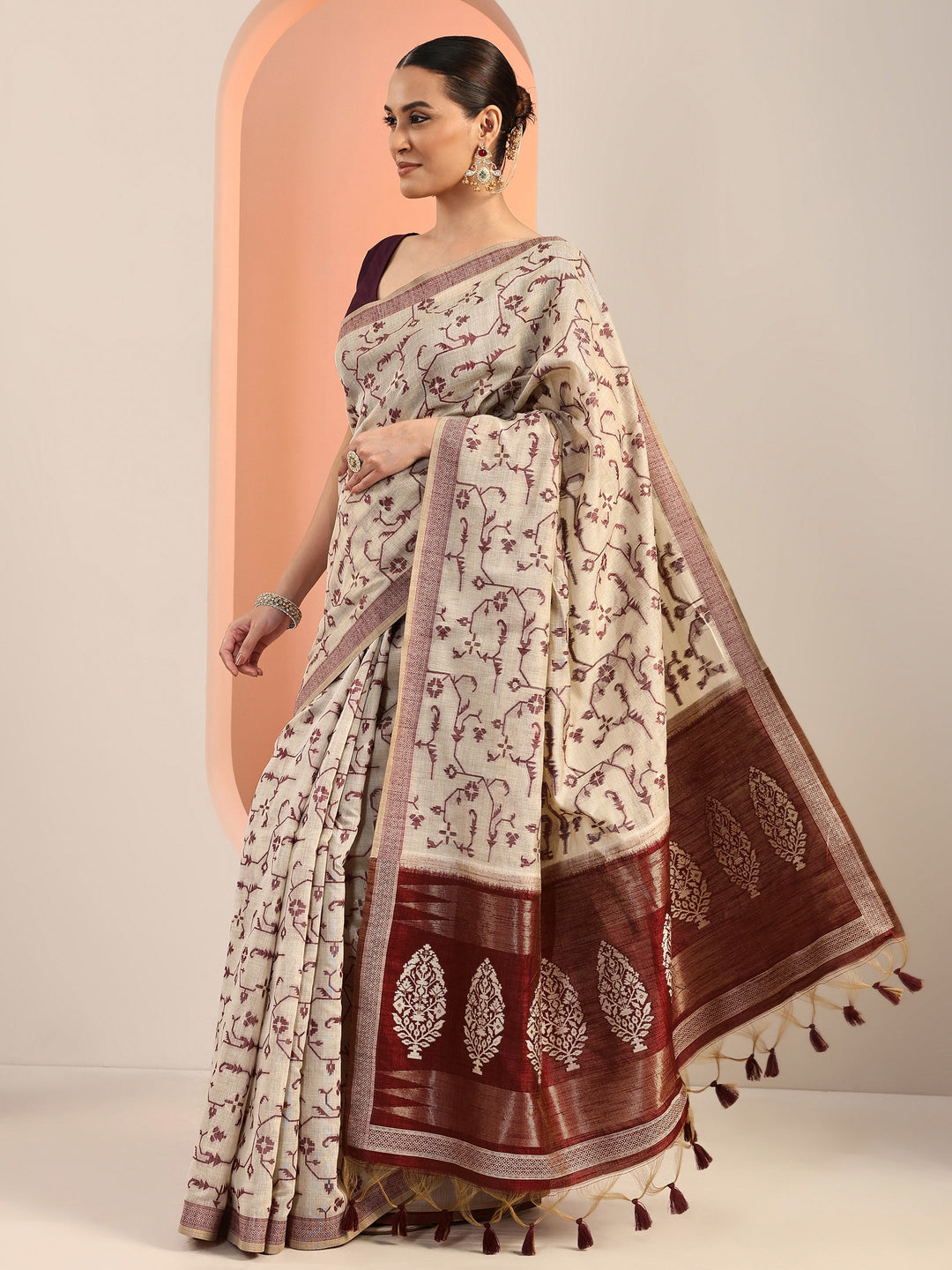 Rust Woven Cotton Blend Saree With Unstitched Blouse Piece
