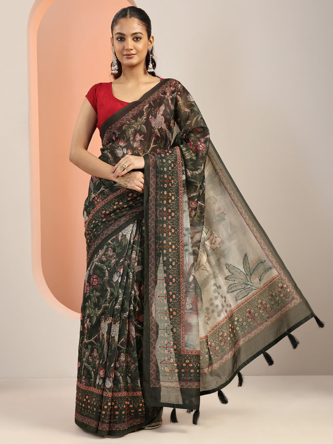 Green Printed Silk Blend Saree With Unstitched Blouse Piece