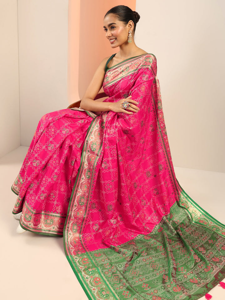 Pink Woven Silk Blend Saree With Unstitched Blouse Piece