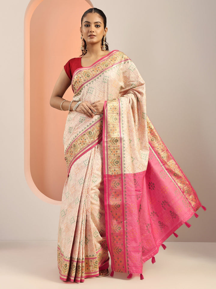 Off White Printed Silk Blend Saree With Unstitched Blouse Piece