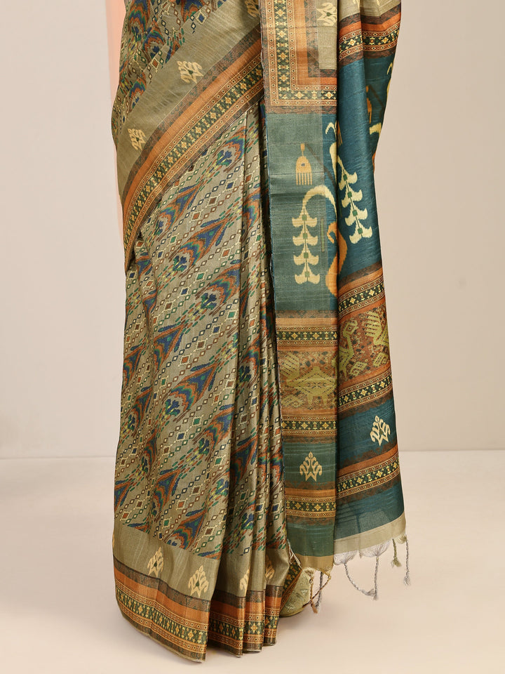 Teal Printed Silk Blend Saree With Unstitched Blouse Piece