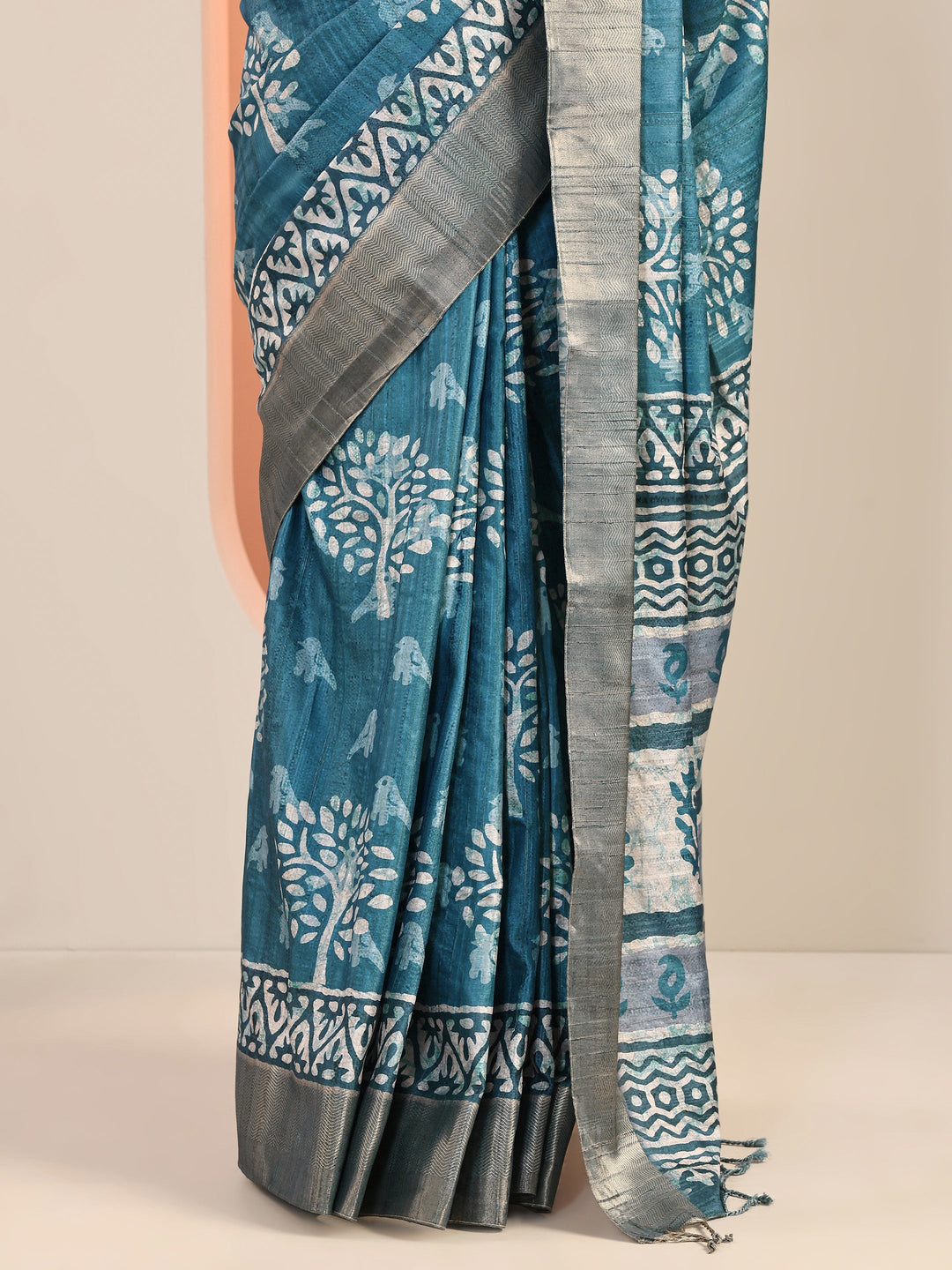 Blue Printed Silk Blend Saree With Unstitched Blouse Piece