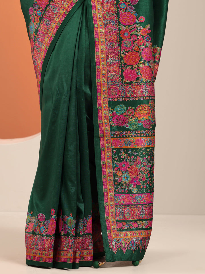 Green Printed Silk Blend Saree With Unstitched Blouse Piece
