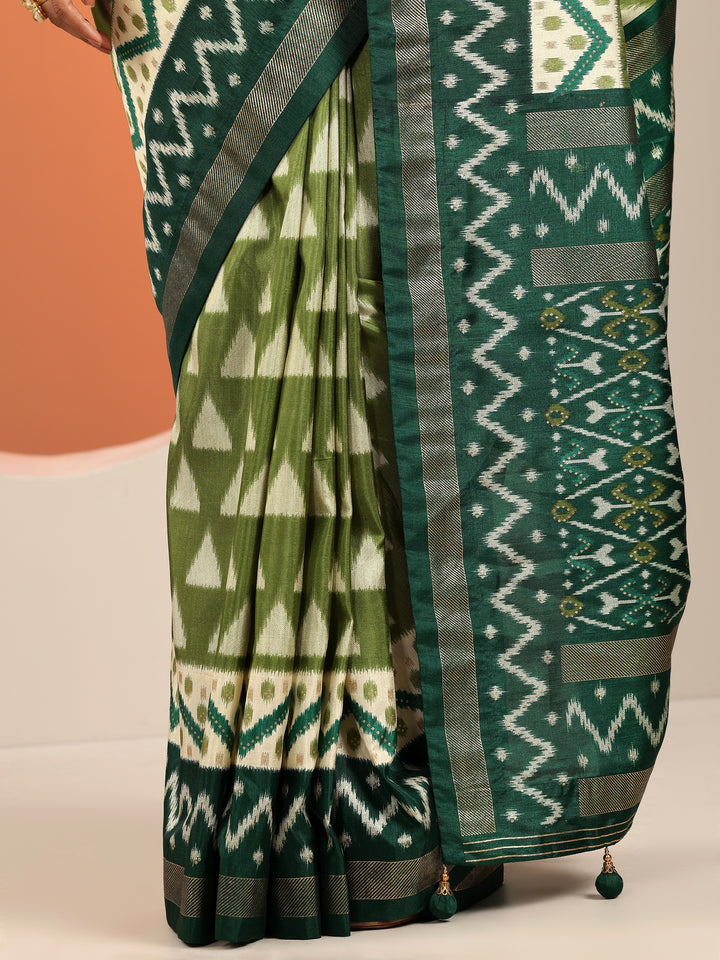 Green Printed Silk Blend Saree With Unstitched Blouse Piece