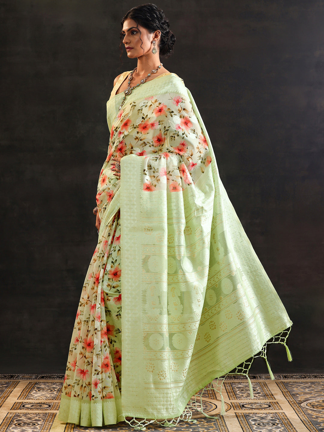 Green Printed Chanderi Saree With Unstitched Blouse Piece
