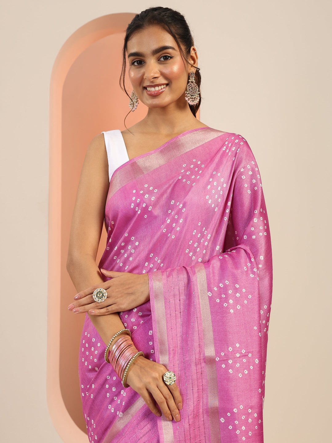 Pink Printed Silk Blend Saree With Unstitched Blouse Piece
