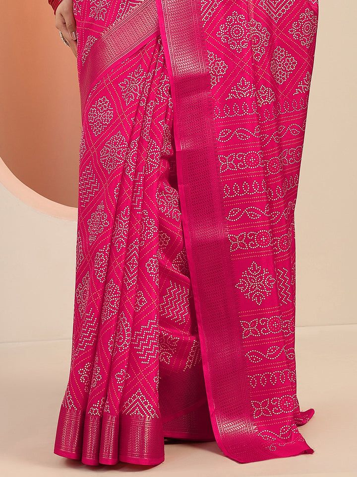 Pink Printed Silk Blend Saree With Unstitched Blouse Piece