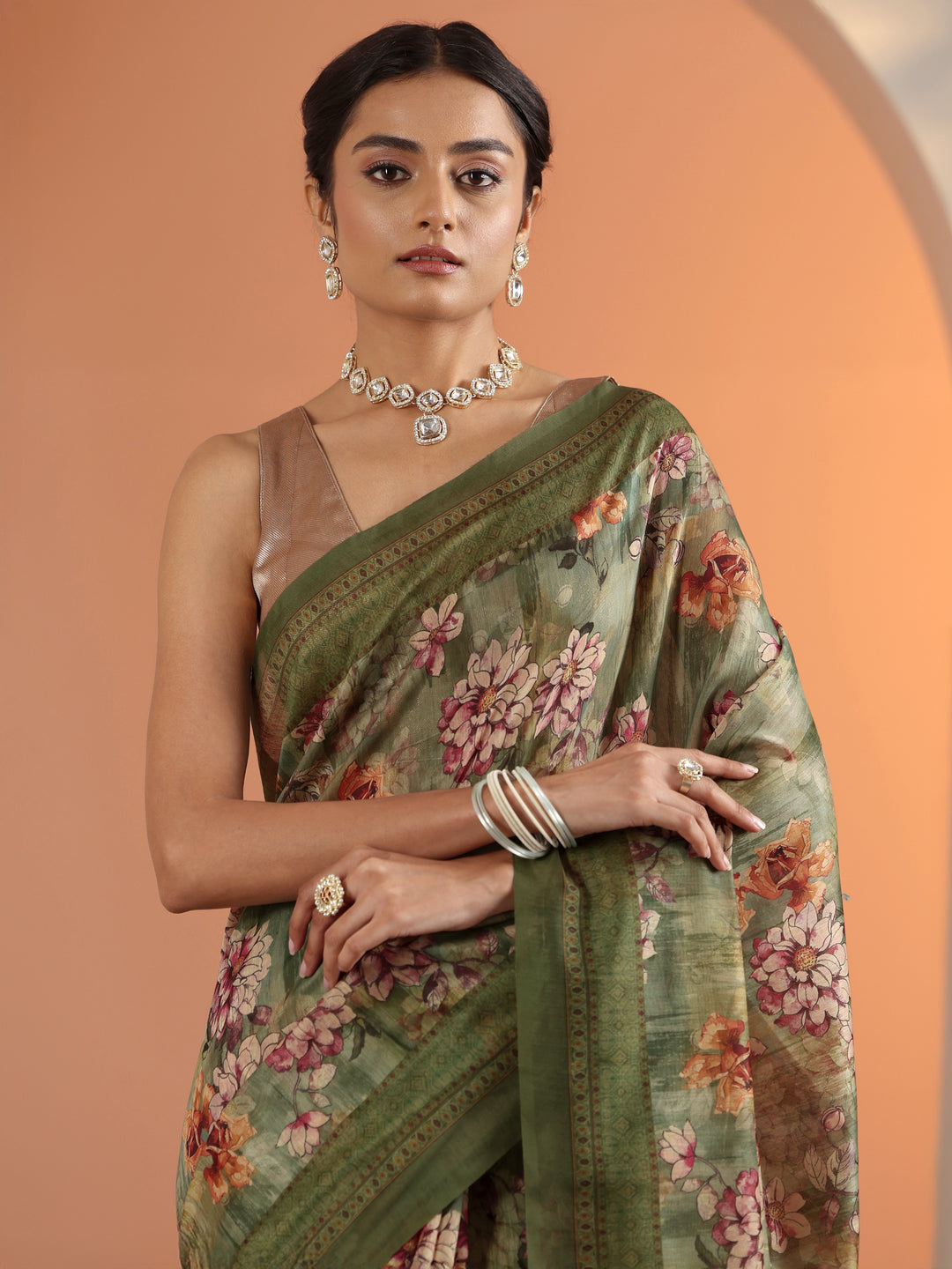 Green Printed Silk Blend Saree With Unstitched Blouse Piece