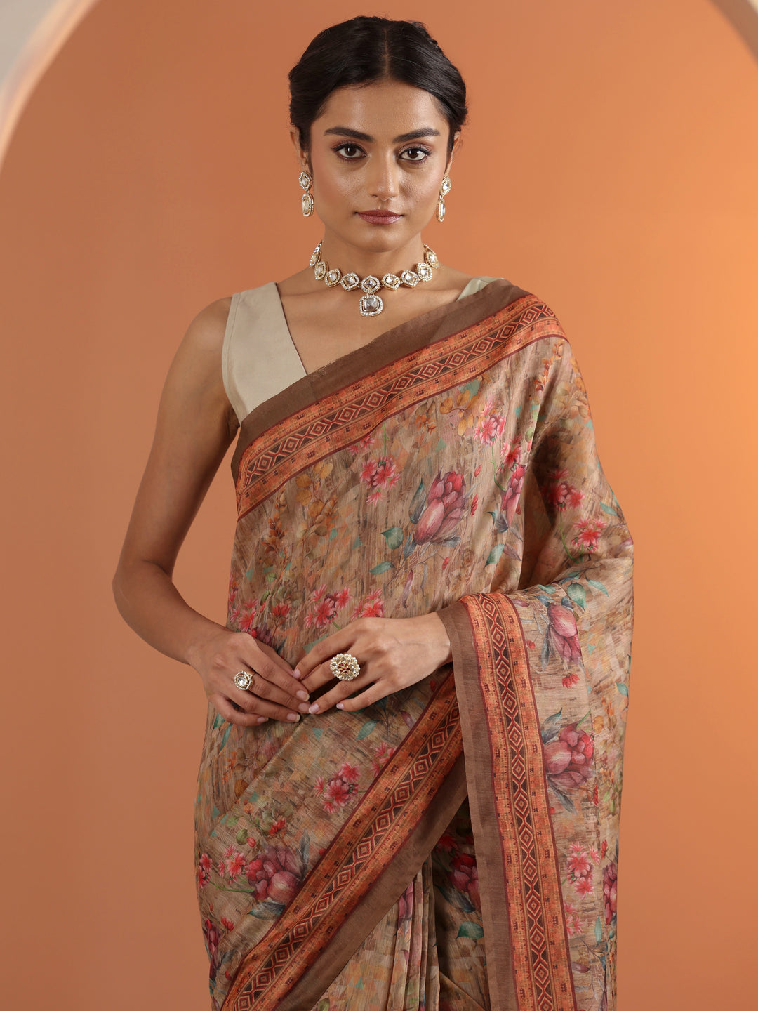Rust Printed Silk Blend Saree With Unstitched Blouse Piece