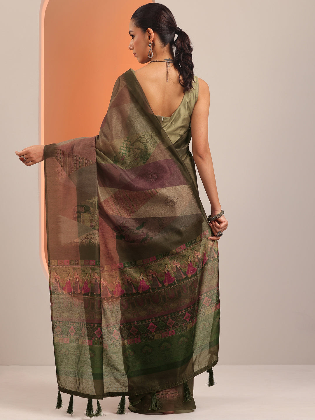 Green Printed Silk Blend Saree With Unstitched Blouse Piece