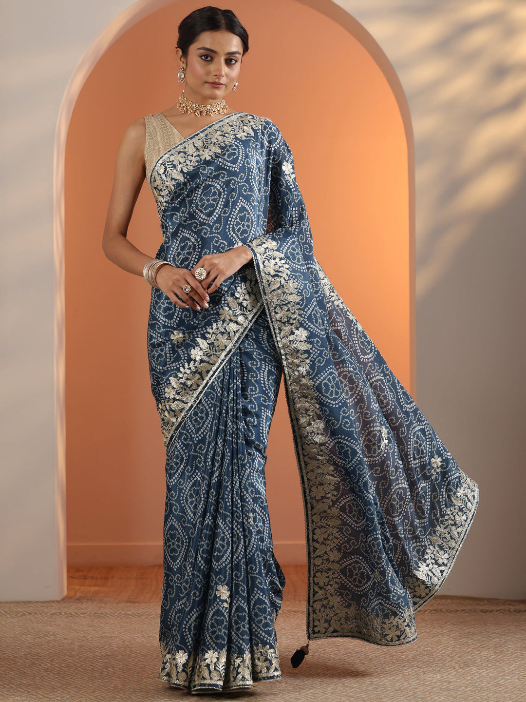 Blue Bandhani Printed Chinon Saree With Unstitched Blouse Piece