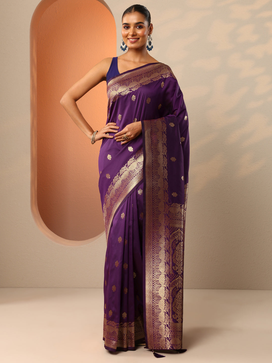 Purple Woven Design Banarasi Silk Blend Saree With Unstitched Blouse Piece