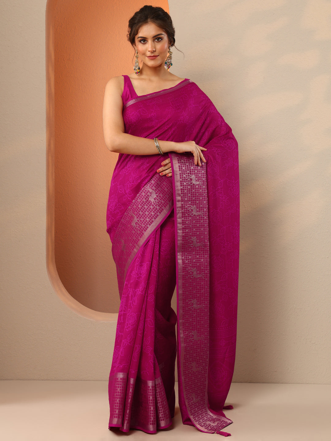 Pink Printed Georgette Saree With Unstitched Blouse Piece