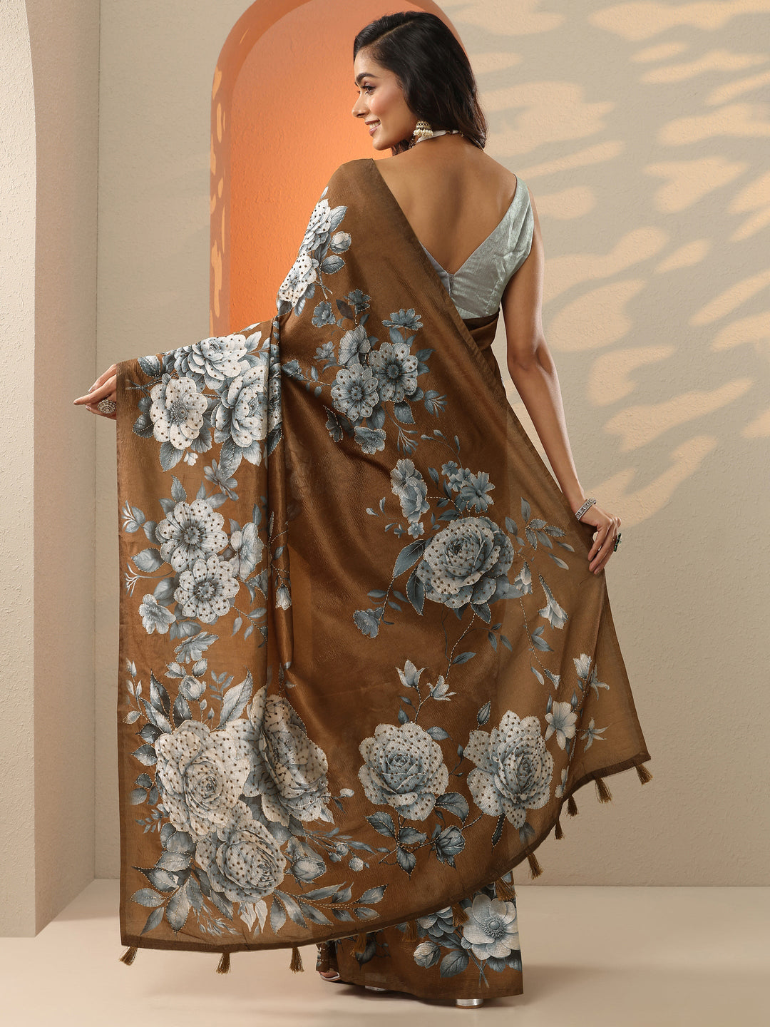 Brown Embellished Silk Blend Saree With Unstitched Blouse Piece