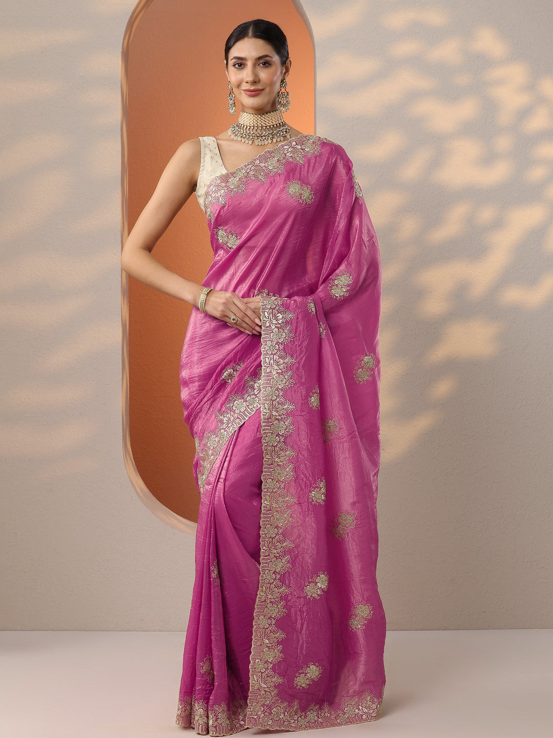 Pink Embroidered Organza Saree With Unstitched Blouse Piece