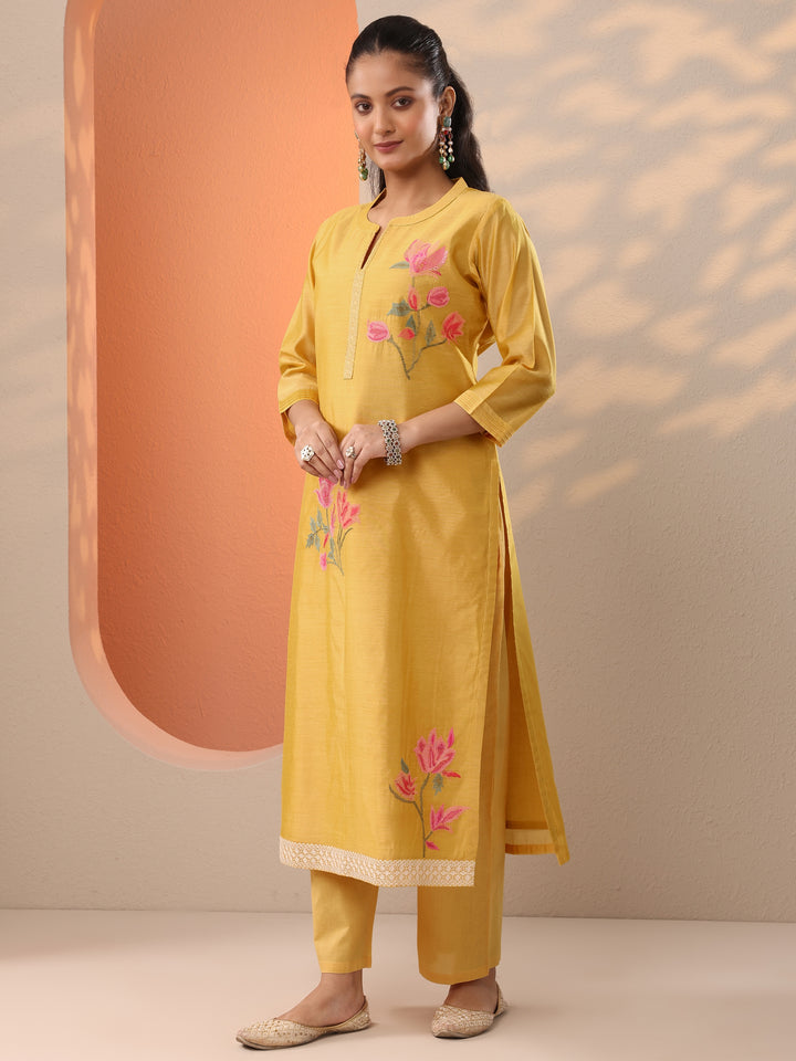 Yellow Embroidered Silk Blend Straight Suit Set With Dupatta