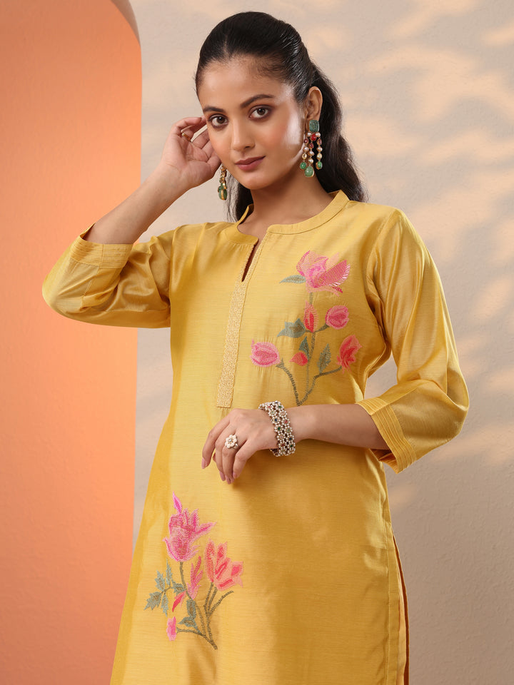 Yellow Embroidered Silk Blend Straight Suit Set With Dupatta