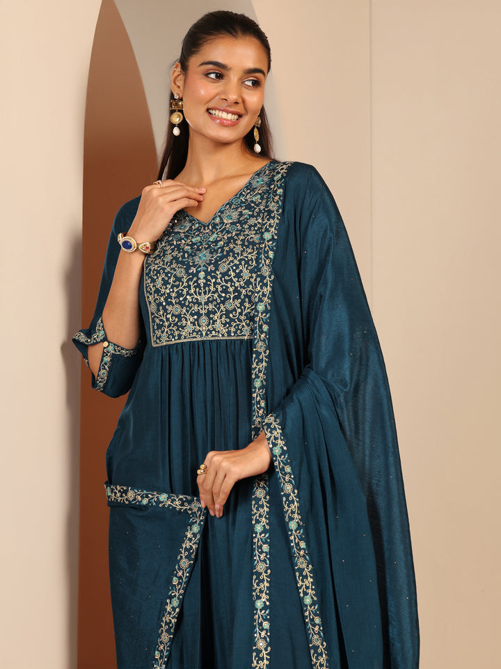 Teal Embroidered Silk Blend Straight Suit Set With Dupatta