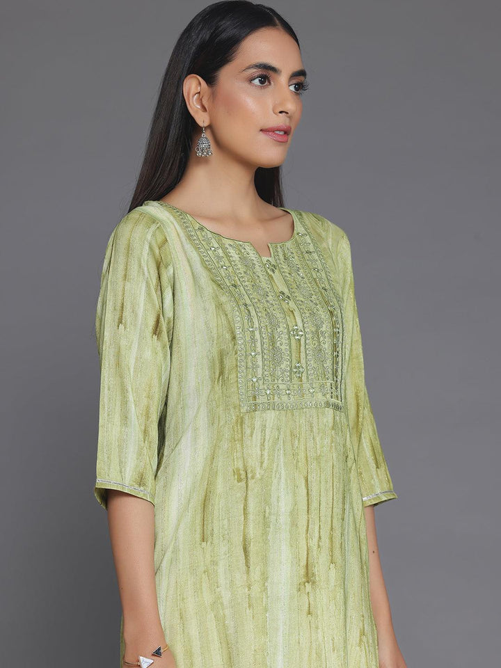 Green Yoke Design Cotton Straight Kurta