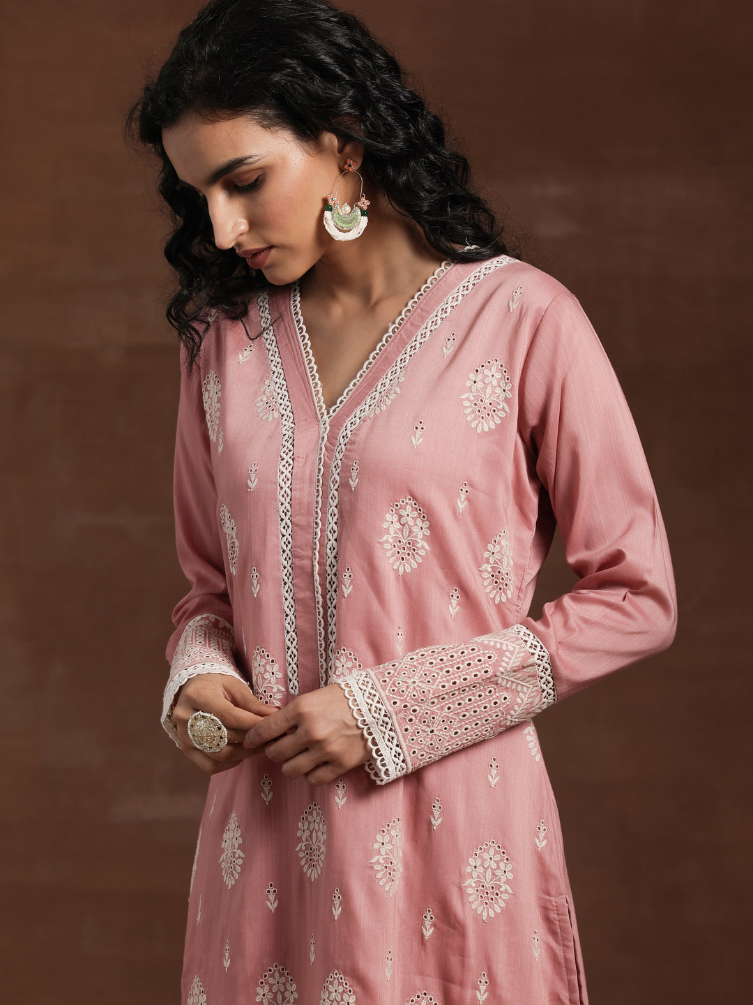 Pink Embroidered Silk Blend Straight Suit With Dupatta