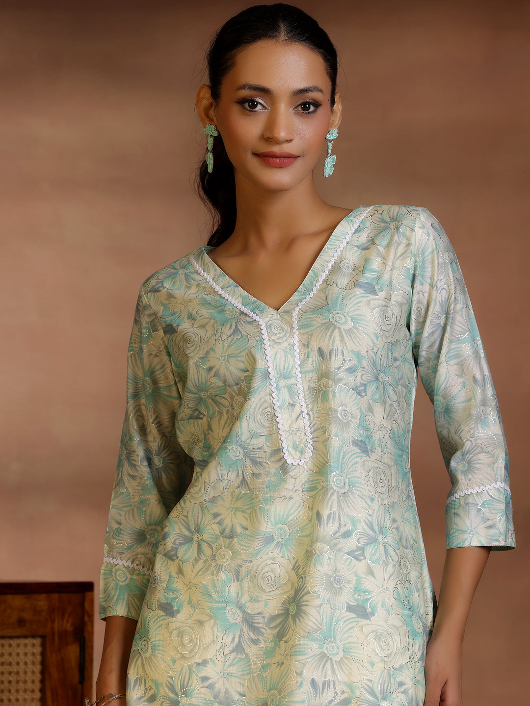 Green Printed Silk Blend Straight Kurti
