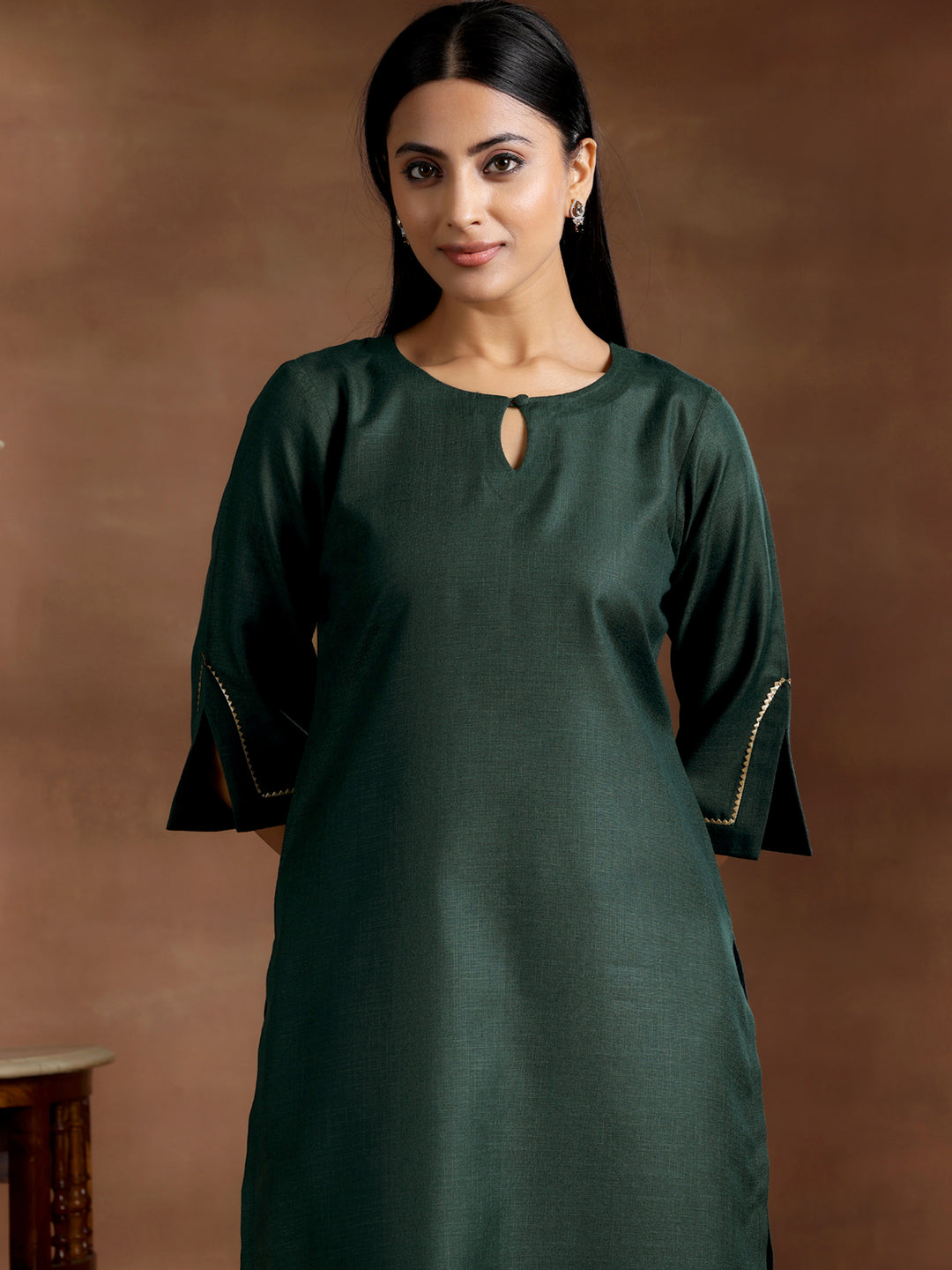 Green Solid Cotton Blend Straight Kurta