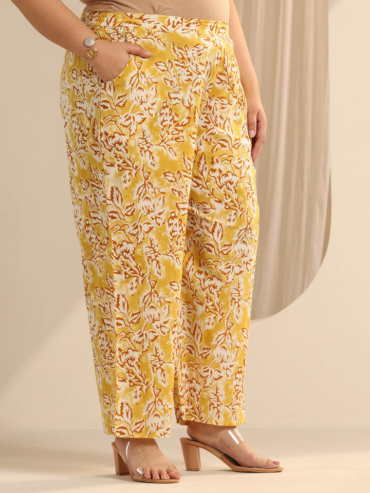 Yellow Printed Cotton Blend Straight Kurta Set