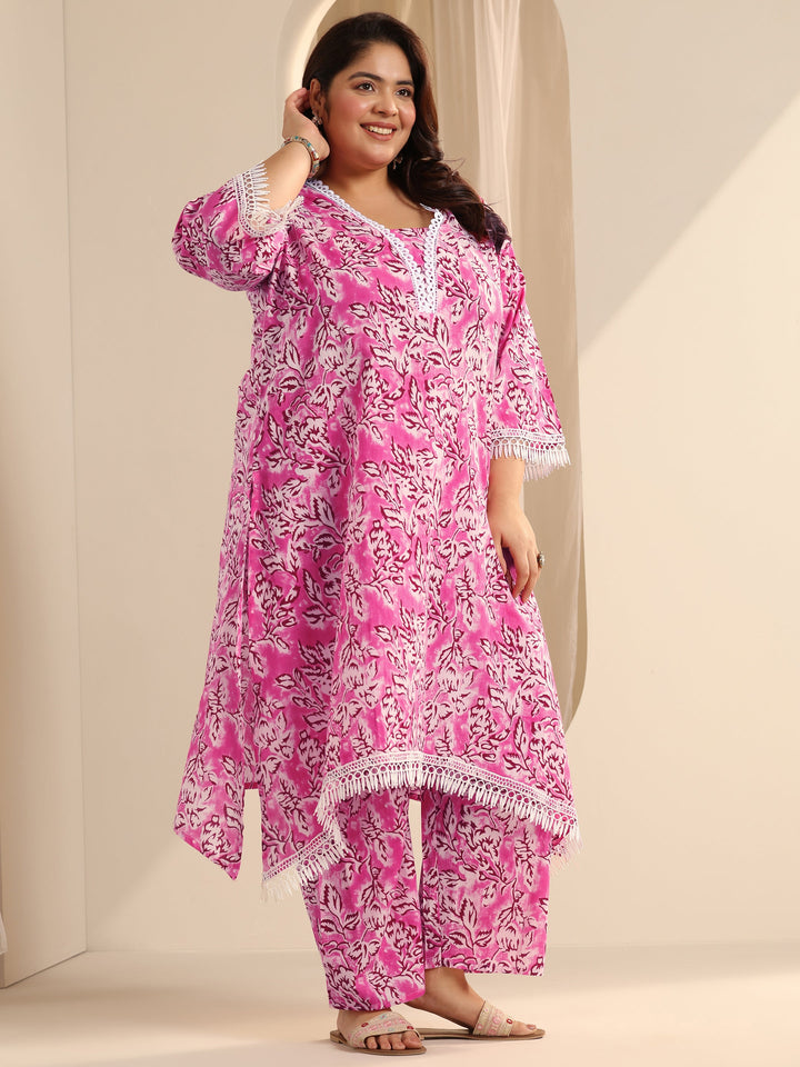 Pink Printed Cotton Blend Straight Kurta Set