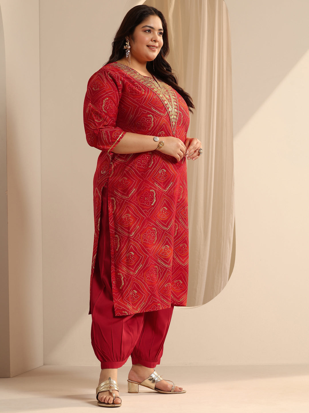 Red Bandhani Printed Silk blend Straight Suit Set With Dupatta