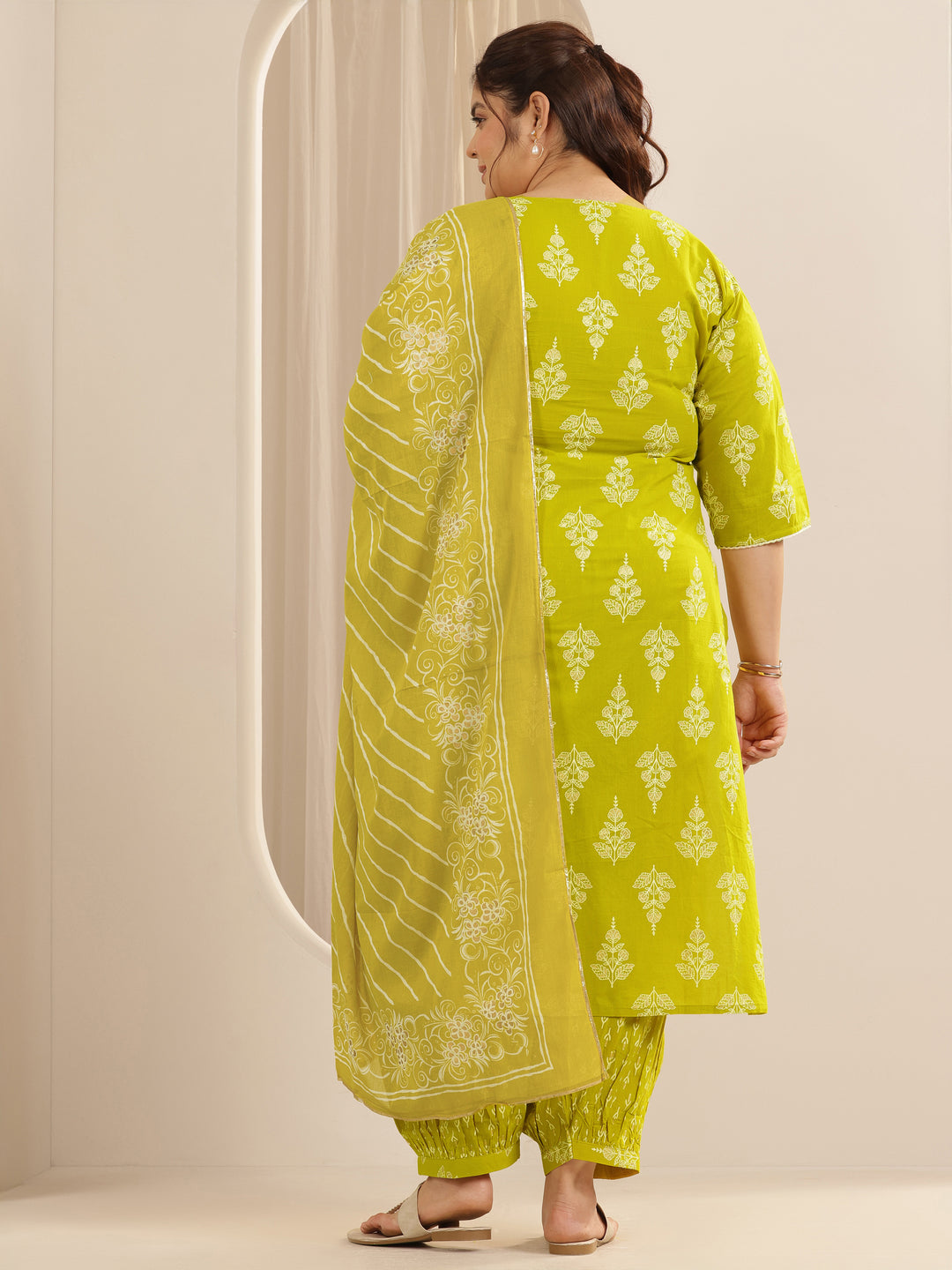 Plus Size Green Printed Cotton Straight Suit Set With Dupatta