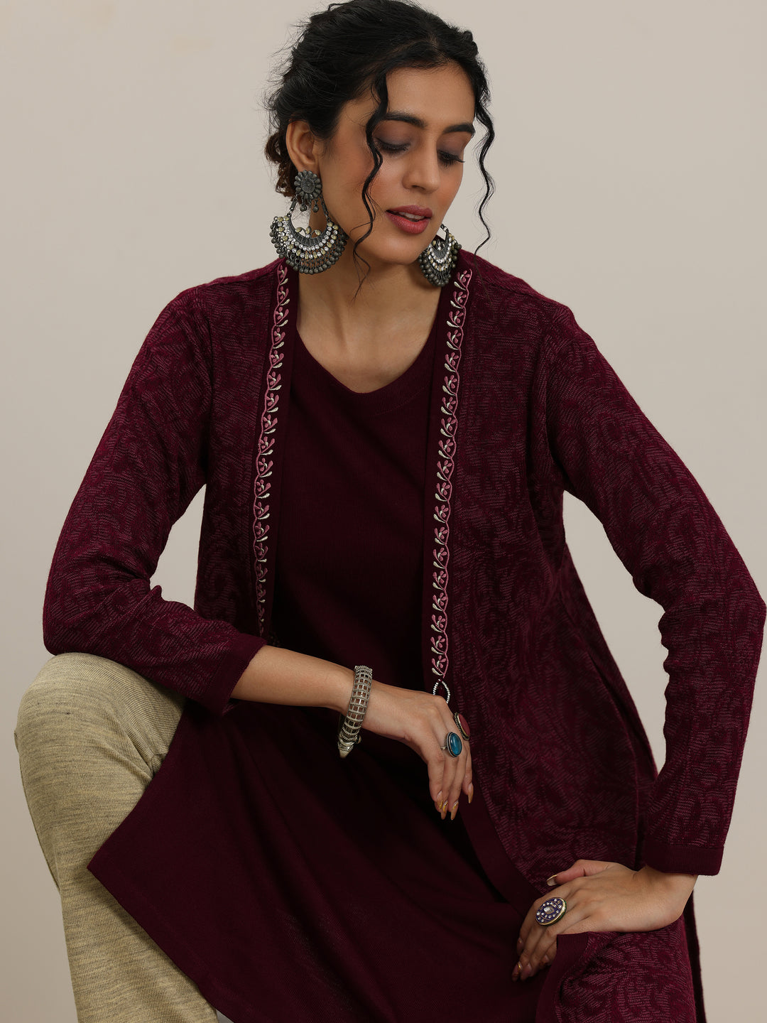 Maroon Solid Wool Straight Kurta
