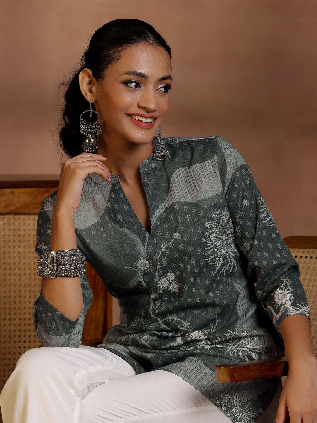 Grey Printed Cotton Blend Straight Kurtis