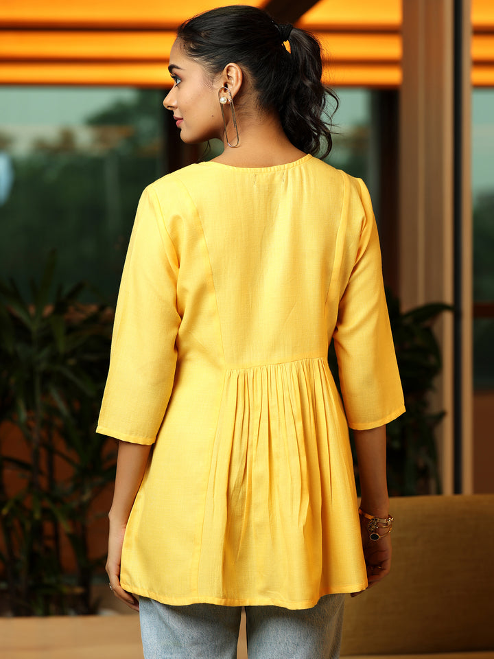 Yellow Yoke Design Cotton Blend A-Line Kurti