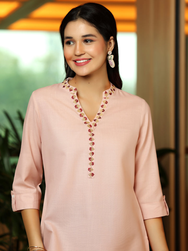 Pink Solid Cotton Blend Straight Kurti