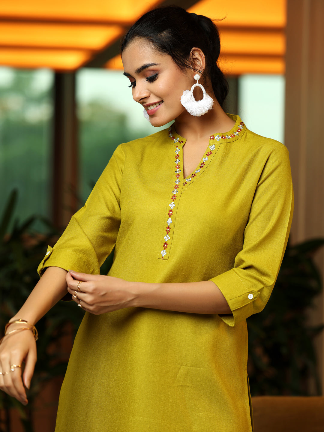 Green Solid Cotton Blend Straight Kurti