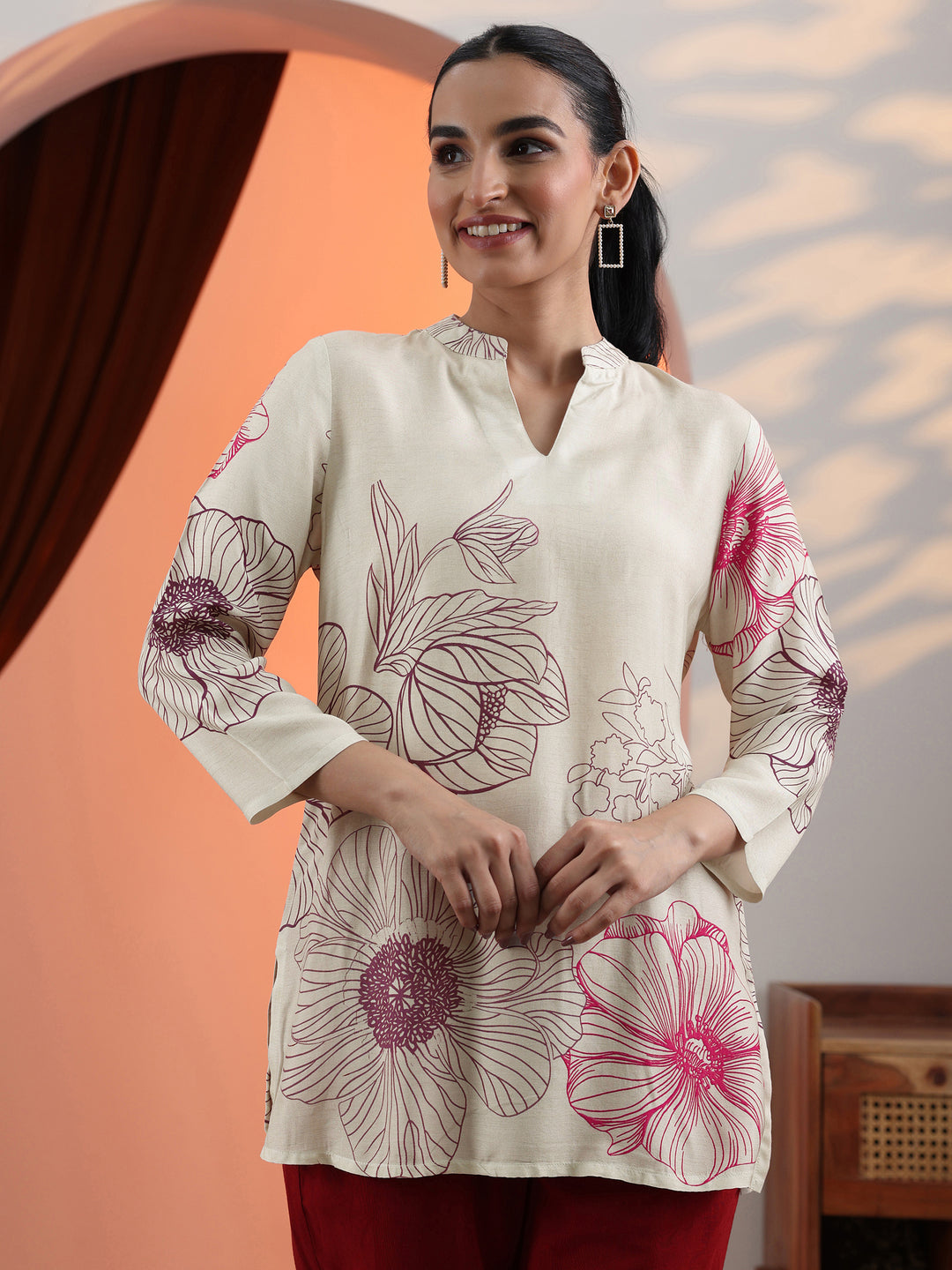 Off White Printed Silk Blend Straight Short Kurti