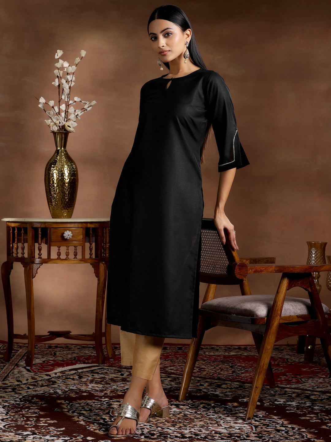 Black Solid Cotton Blend Straight Kurta