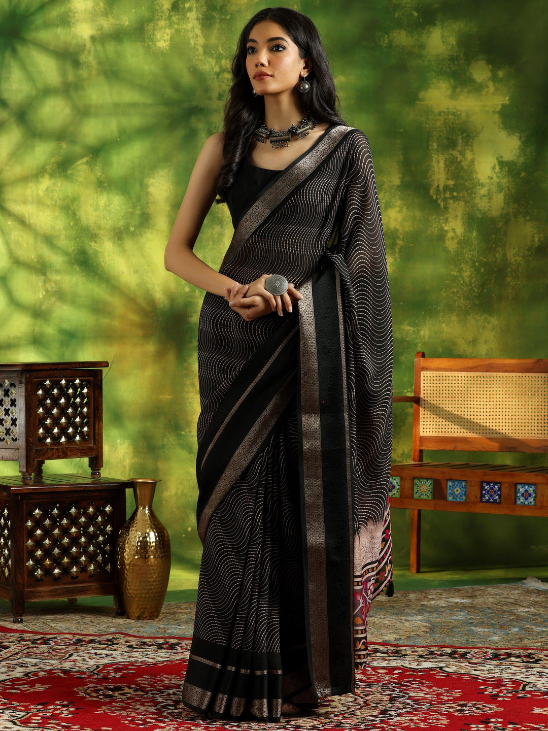 Black Printed Silk Blend Saree With Unstitched Blouse Piece - Libas