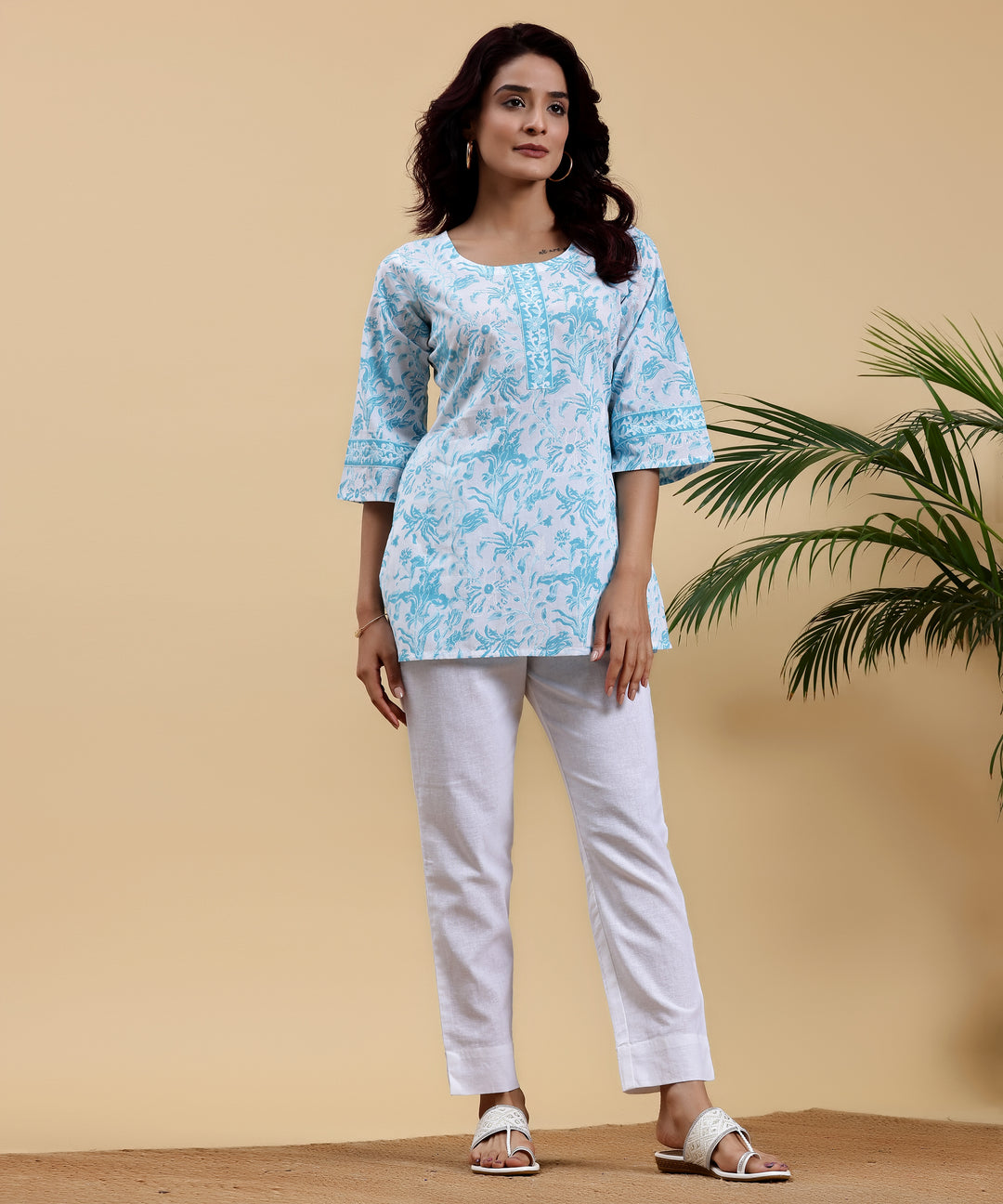 White Solid Cotton Straight Fit Trousers