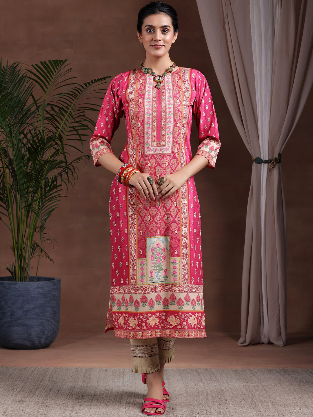 Pink Printed Crepe Straight Kurta