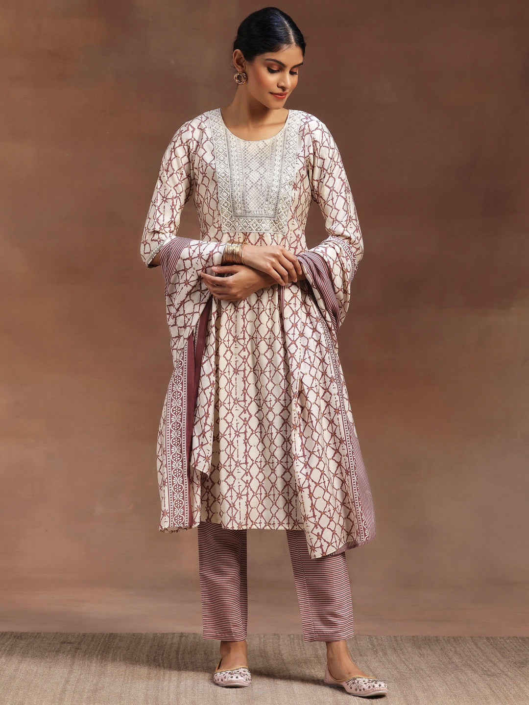 Off White Printed Silk Blend Straight Suit With Dupatta