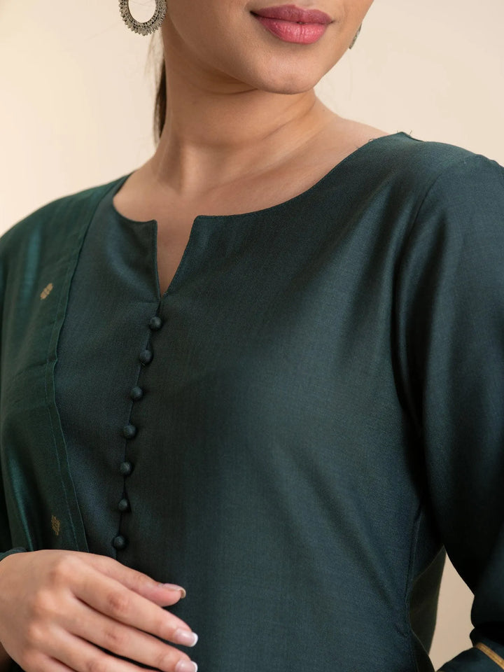 Green Solid Cotton Suit Set