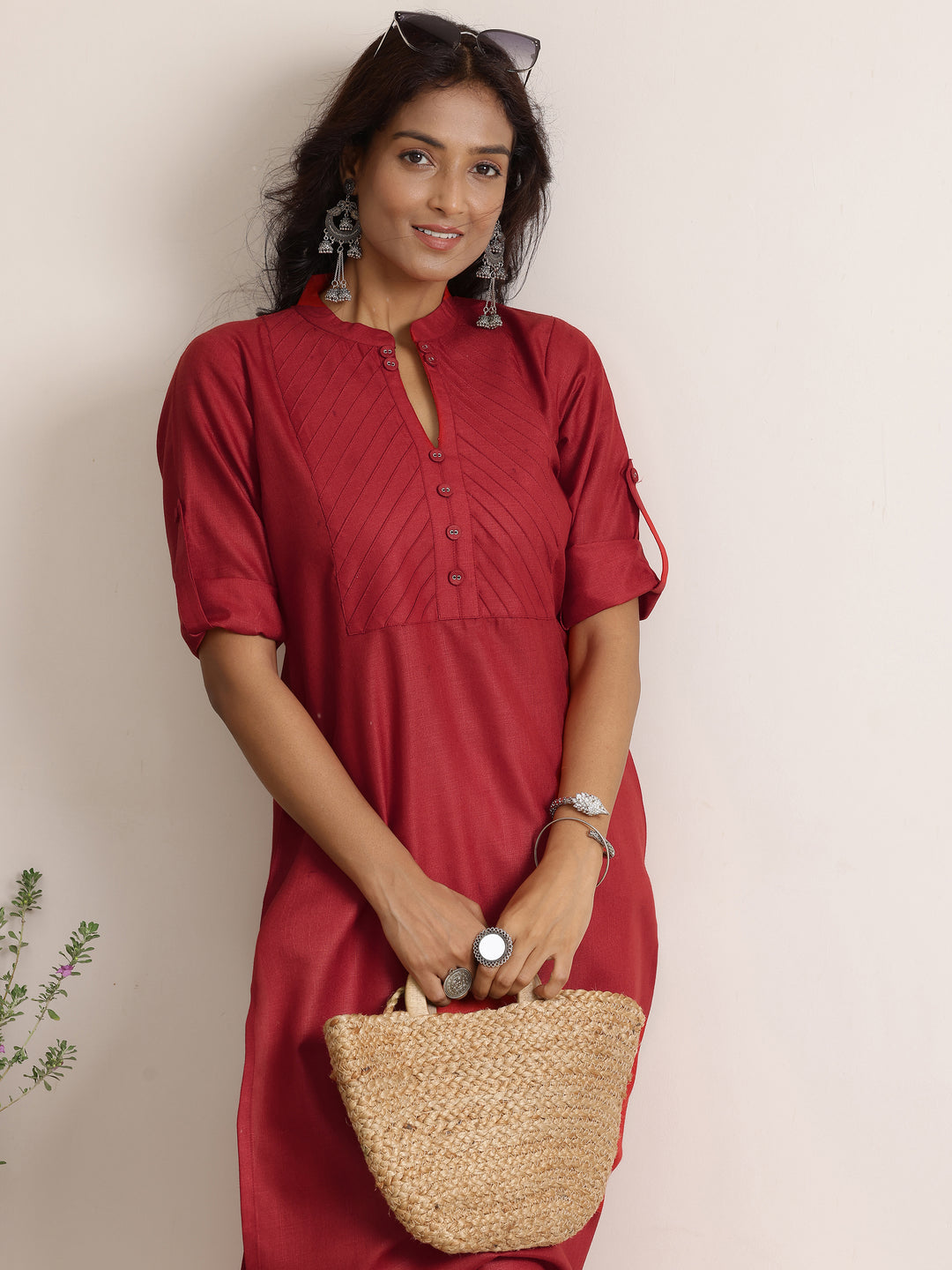 Red Solid Cotton Blend Straight Kurta