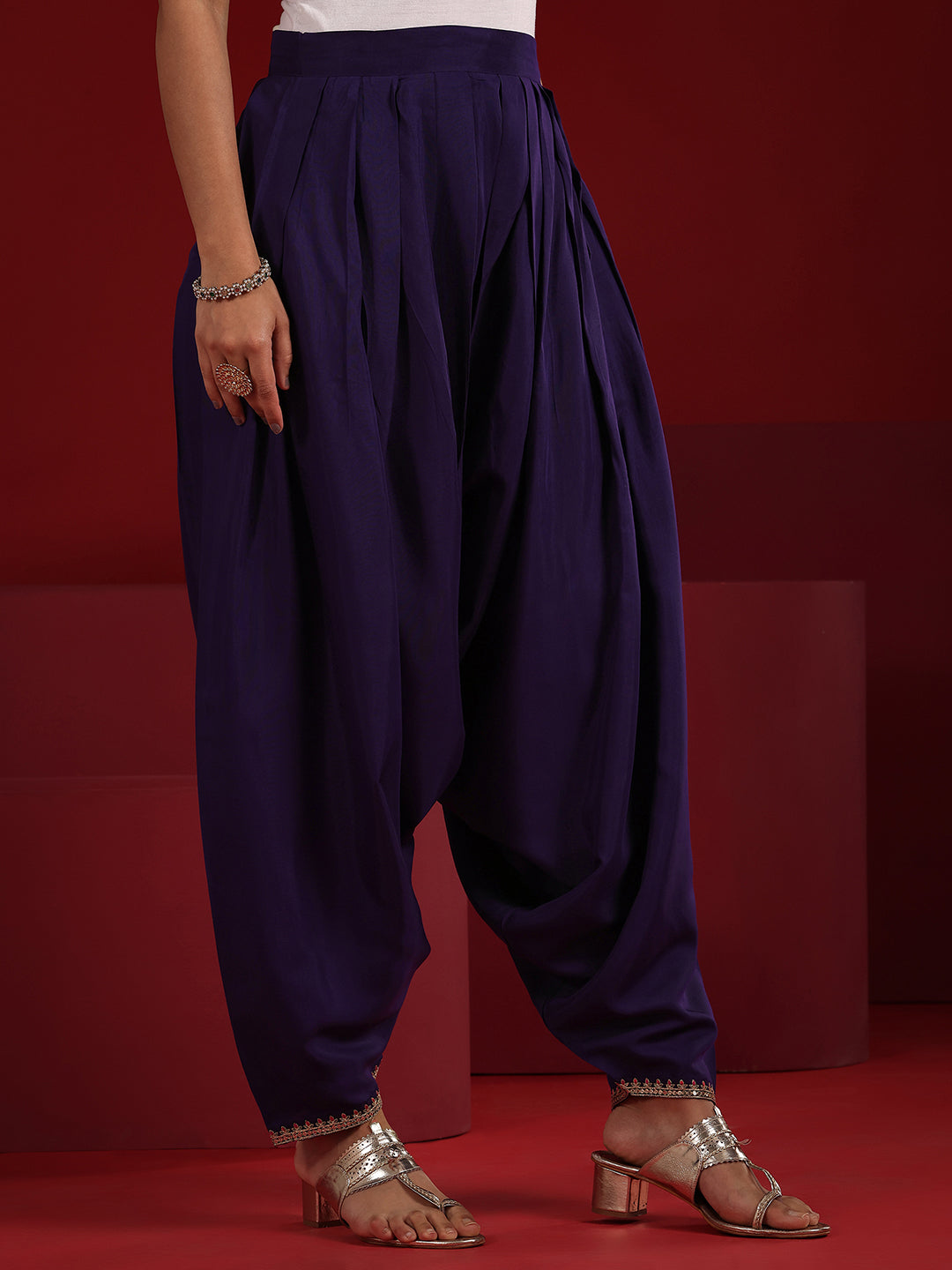 Libas Art Purple Embroidered Silk Blend Straight Suit Set With Dupatta