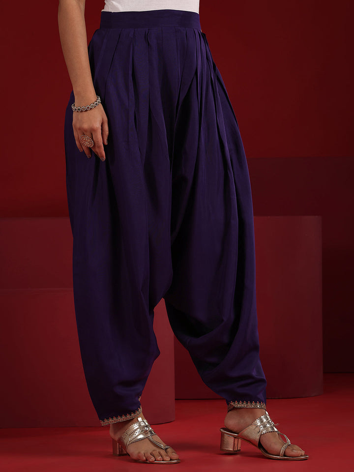 Libas Art Purple Embroidered Silk Blend Straight Suit Set With Dupatta