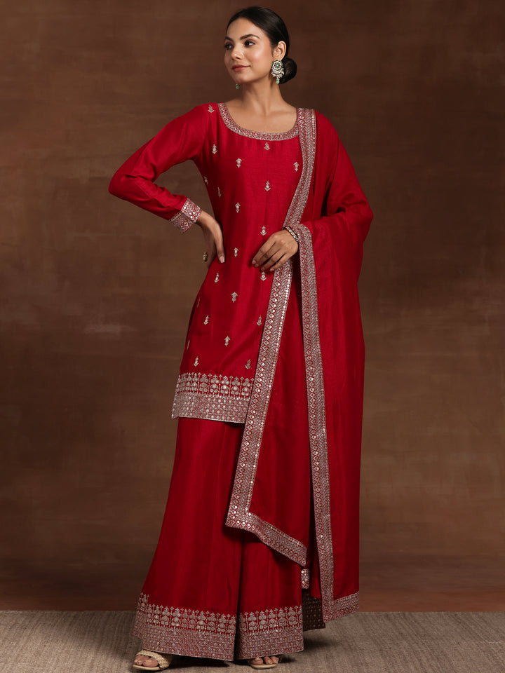 Pink Embroidered Silk Blend Straight Suit With Dupatta