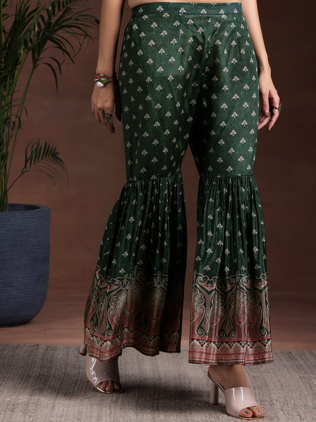 Green Printed Silk Blend Straight Suit With Dupatta