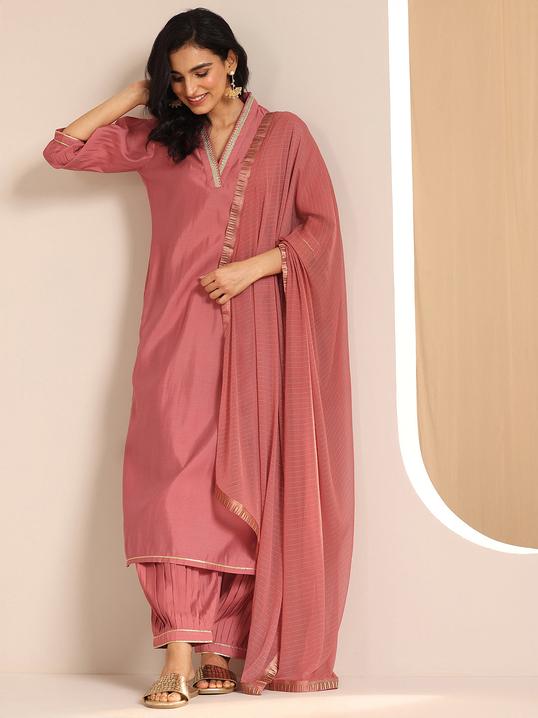 Peach Solid Silk Blend Straight Suit Set With Dupatta
