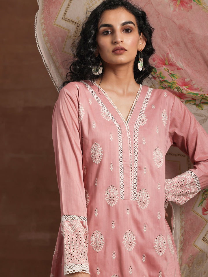 Pink Embroidered Silk Blend Straight Suit With Dupatta