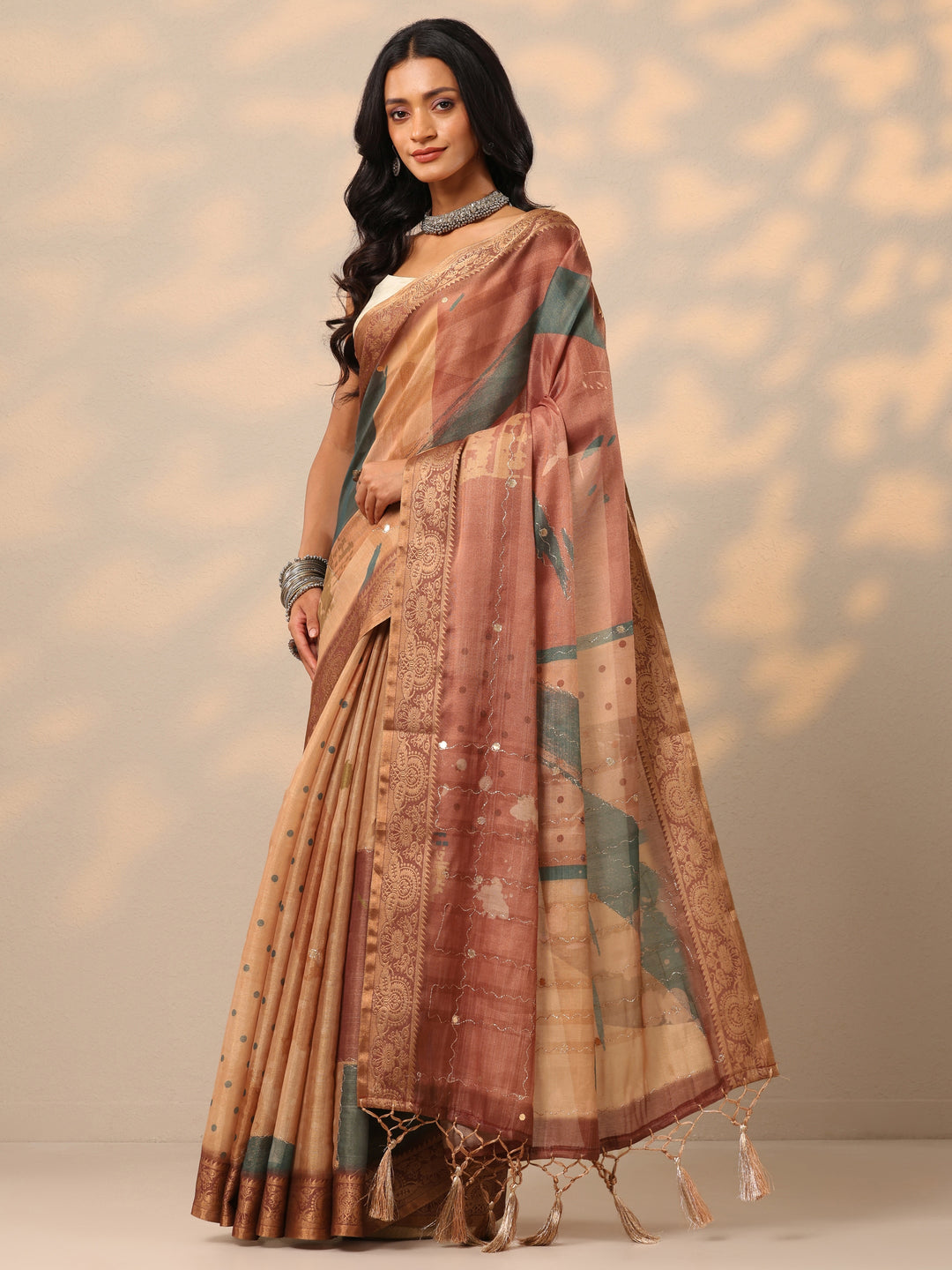 Peach Printed Silk blend Saree With Unstitched Blouse Piece